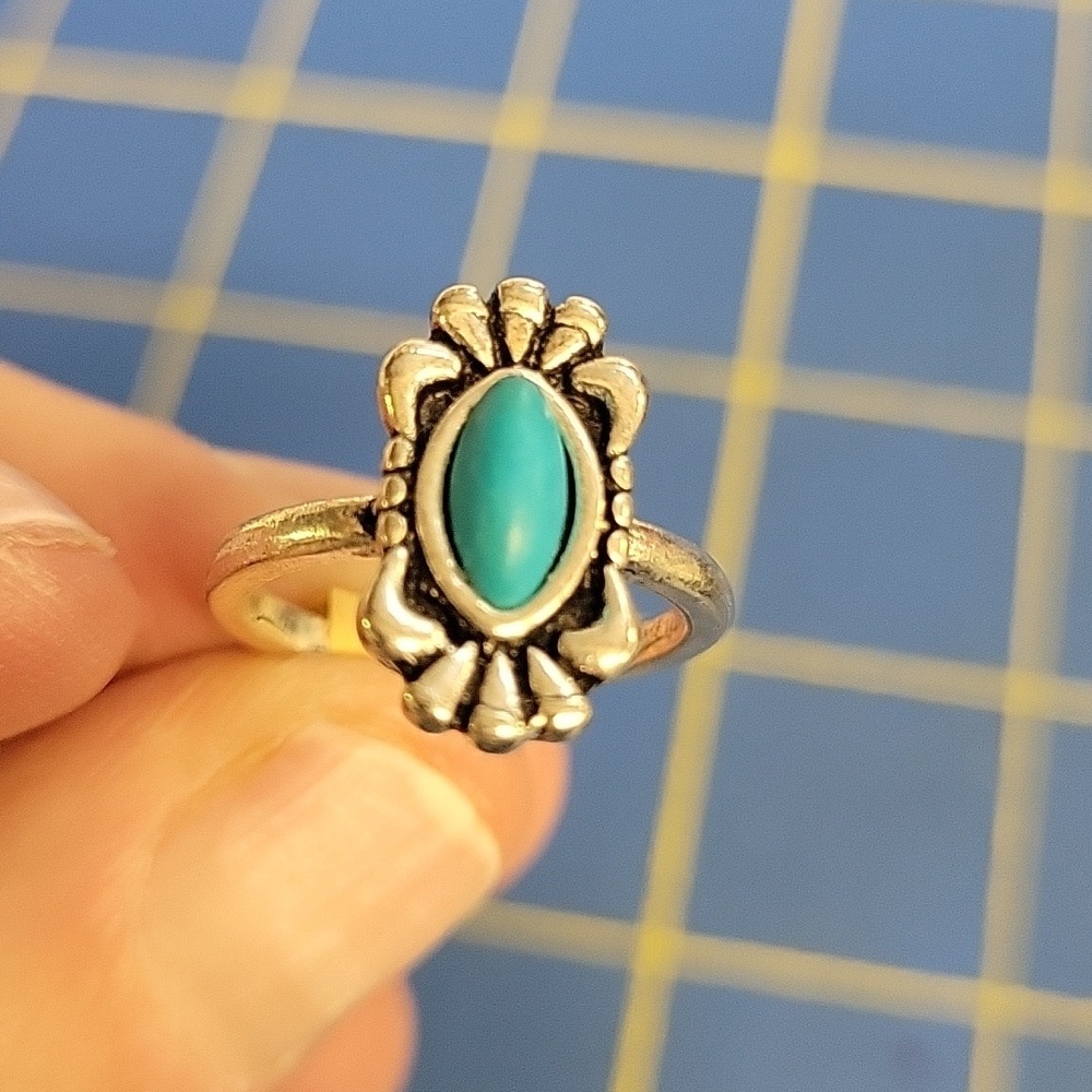 Turquoise Stone Silver Tone Ring Size 5.5